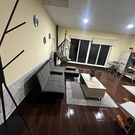 5 Minutes From The Island Of Arous Appartement